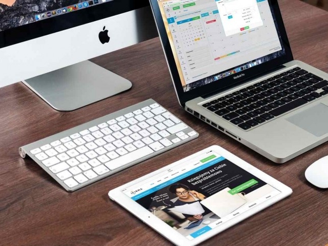 Desarrollo de sitios web, institucionales y comercio electr&oacute;nico.